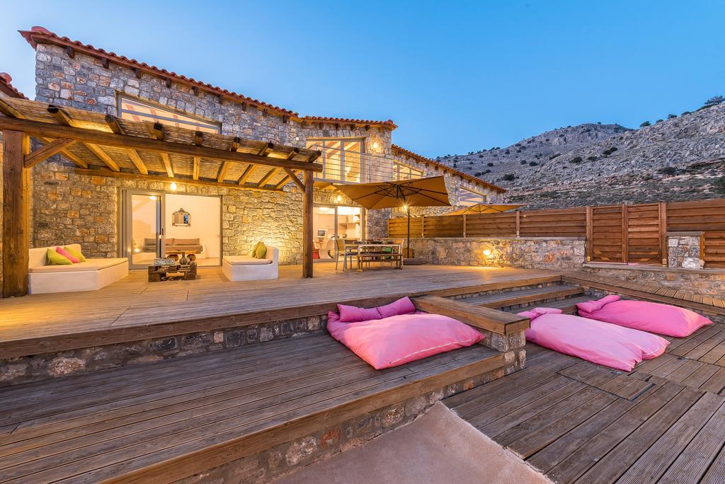 Villa Lindos Seastone *
